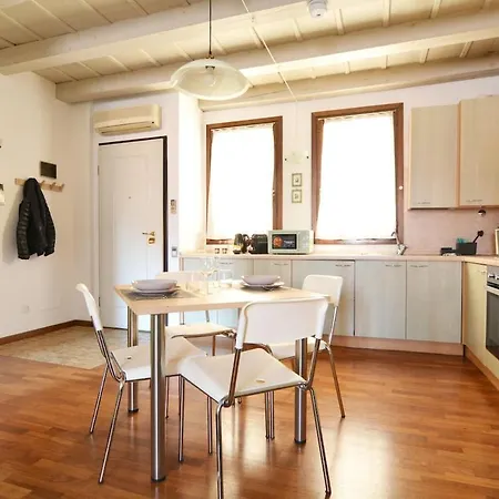 Il Sambuco - In Pieno Centro Padova